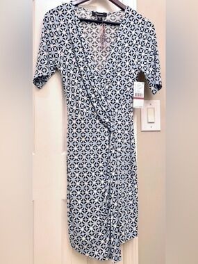NWT~Karen Kane Sky Blue Geo Print Asymmetrical Crossover Mini Dress